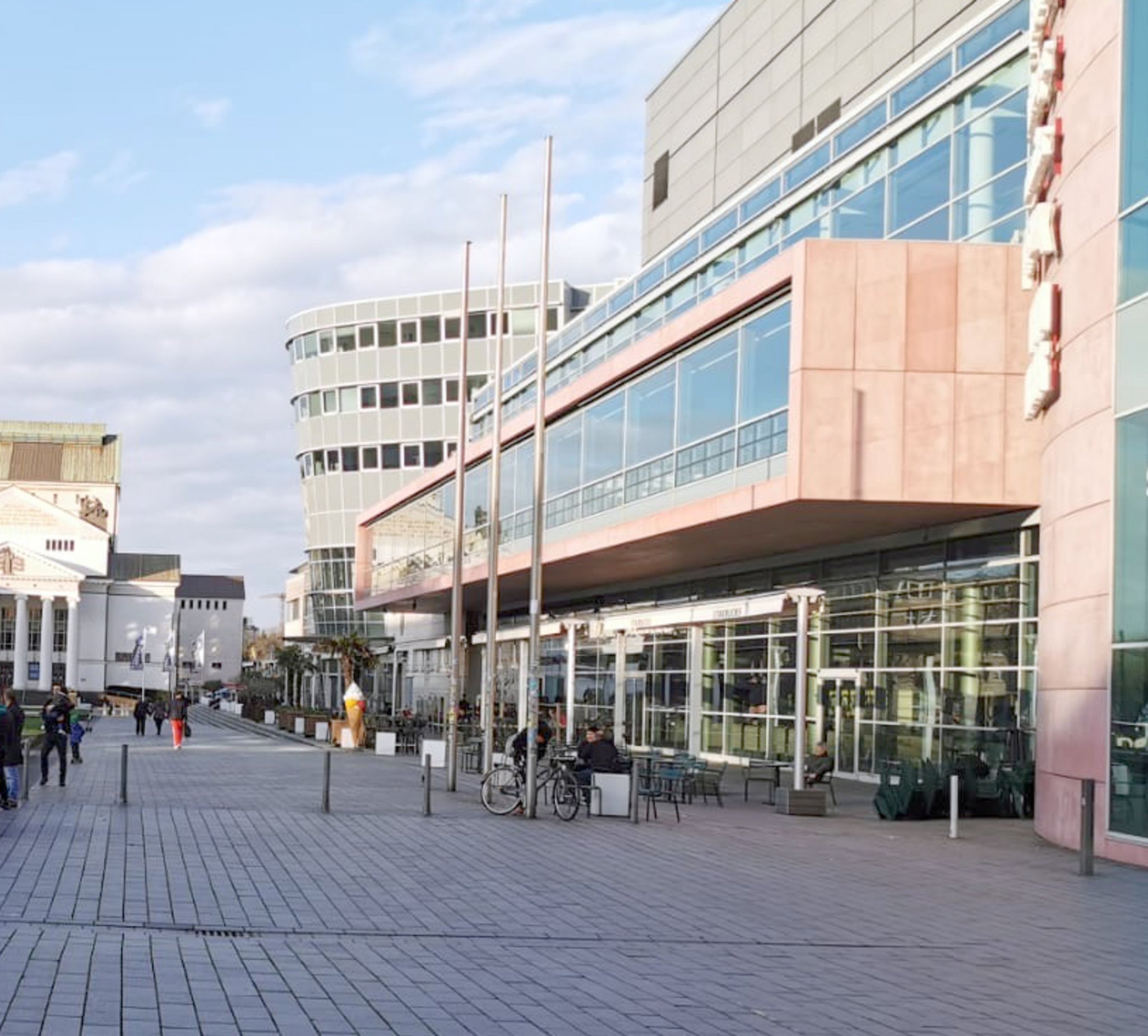 Keine Außengastronomie wegen Corona-Pandemie: Stadt Duisburg setzt ...