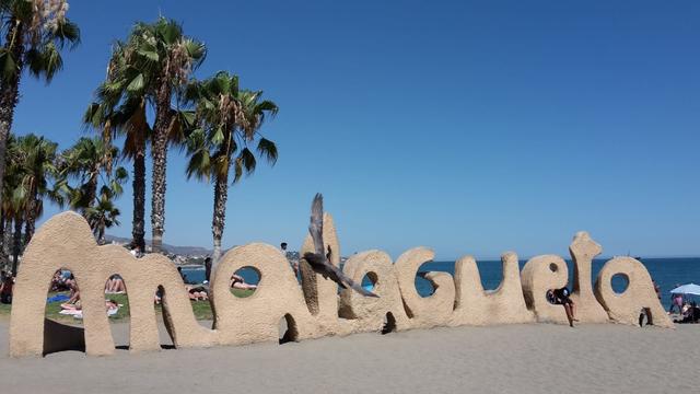Das Besondere an Malaga: Die Stadt liegt direkt am Mittelmeer und bietet einen eigenen Stadtstrand, den Malagueta.