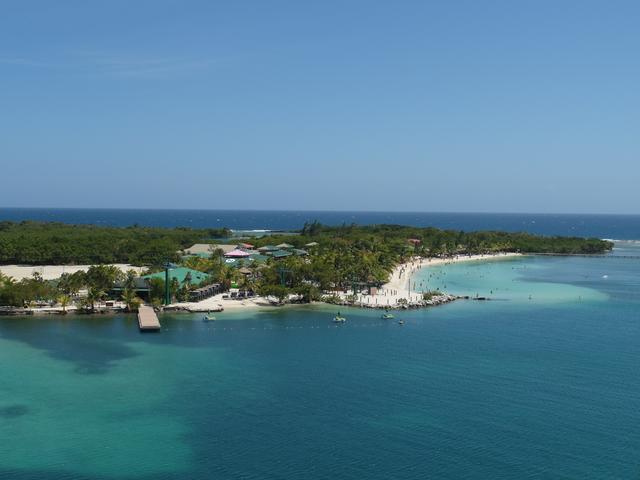 Traumstrand Mahogany Bay auf Roatán. | Foto: Michael Köster