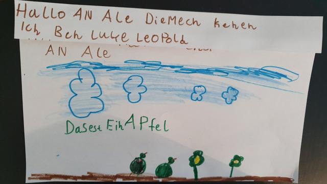 Luke (sechs Jahre) grüßt mit diesem Bild alle, die ihn kennen.