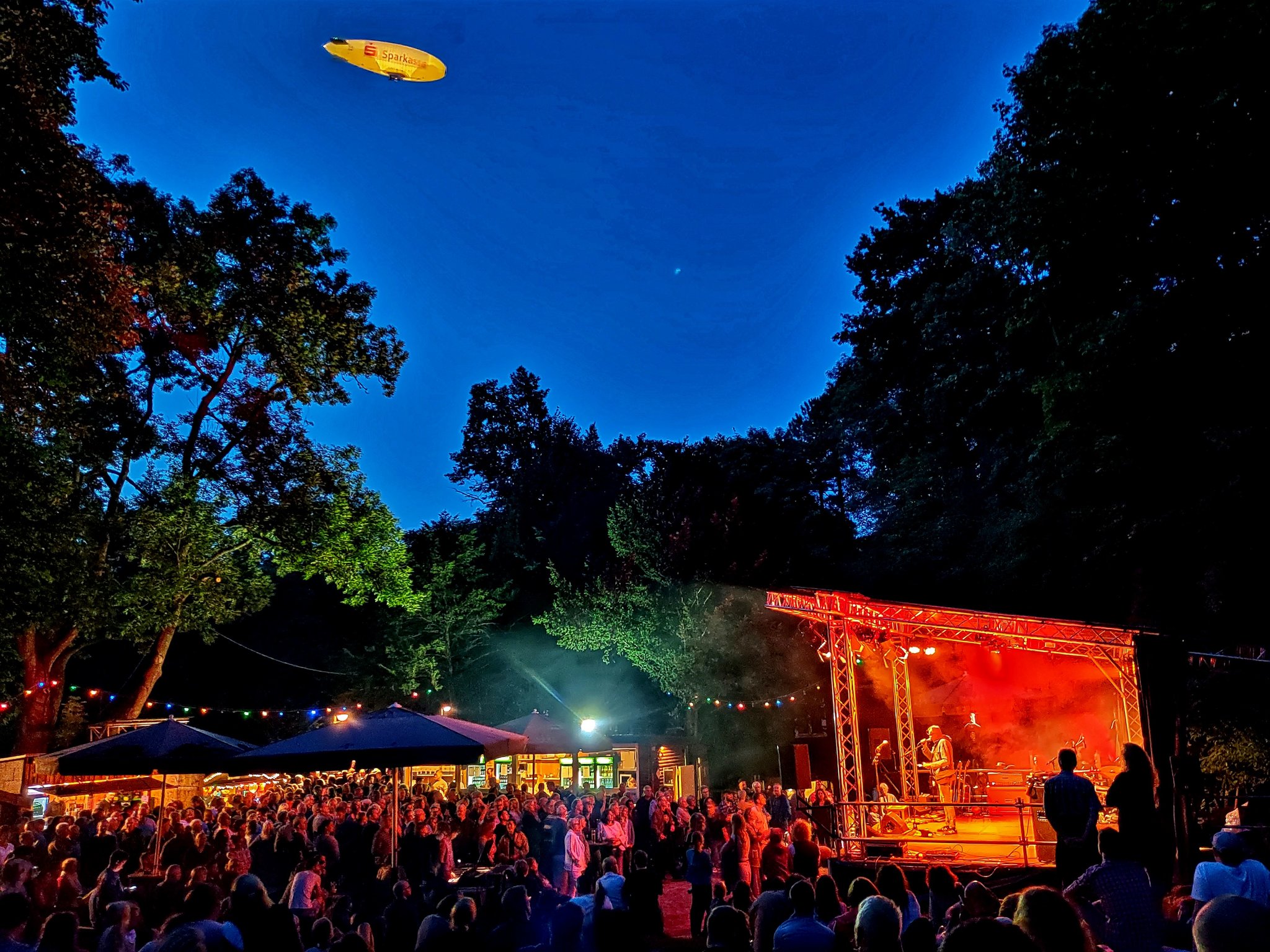 Regler Produktion zeigen zwölf Konzerte via Livestream im Internet ...