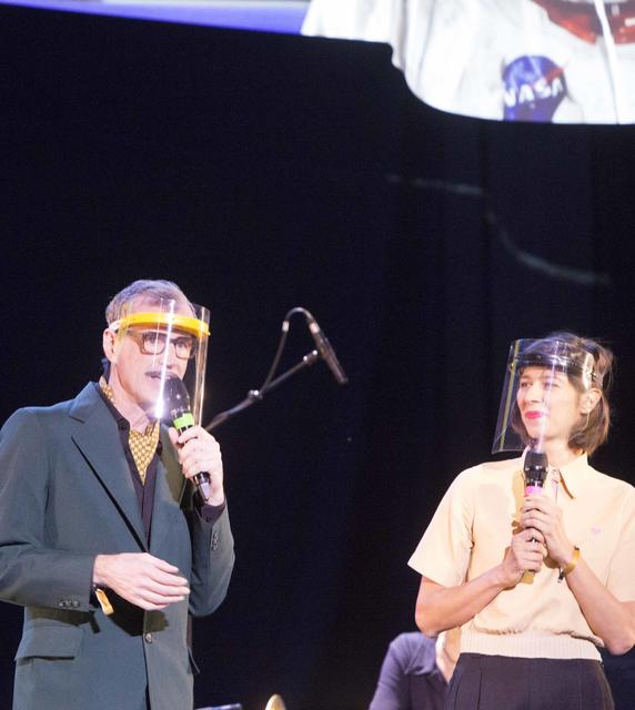 Die Moderation übernahmen wieder Schauspieler und Musiker Jacques Palminger und Schauspielerin Maëlle Giovanetti.