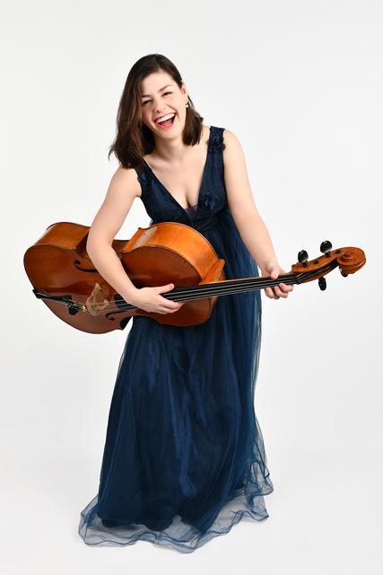 Das Duo Giussani mit Pauline Stephan (Violoncello) tritt am 5. Juli auf.