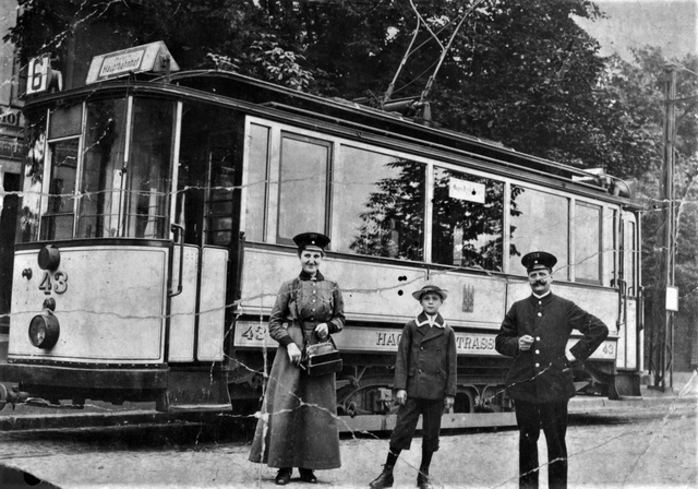 Straßenbahnwagen der 1902 eröffneten Linie Hagen Hauptbahnhof-Boele Kabel der Hagener Straßenbahn AG; Aufnahme von 1912.