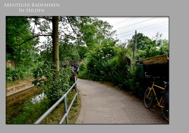 Abenteuer Radfahren ( in Hilden, ein ausgewähltes Beispiel)
Gegenverkehr ...