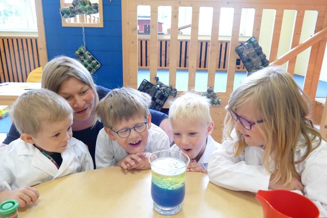 Den Kindern steht die Begeisterung im Gesicht geschrieben! 