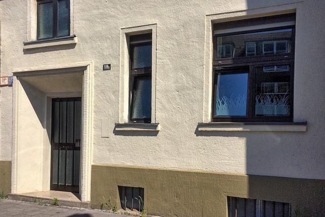 Die nächste Wohnung im Erdgeschoss der Kalkumer Straße 140a: Von hier aus ging es zur Schule...