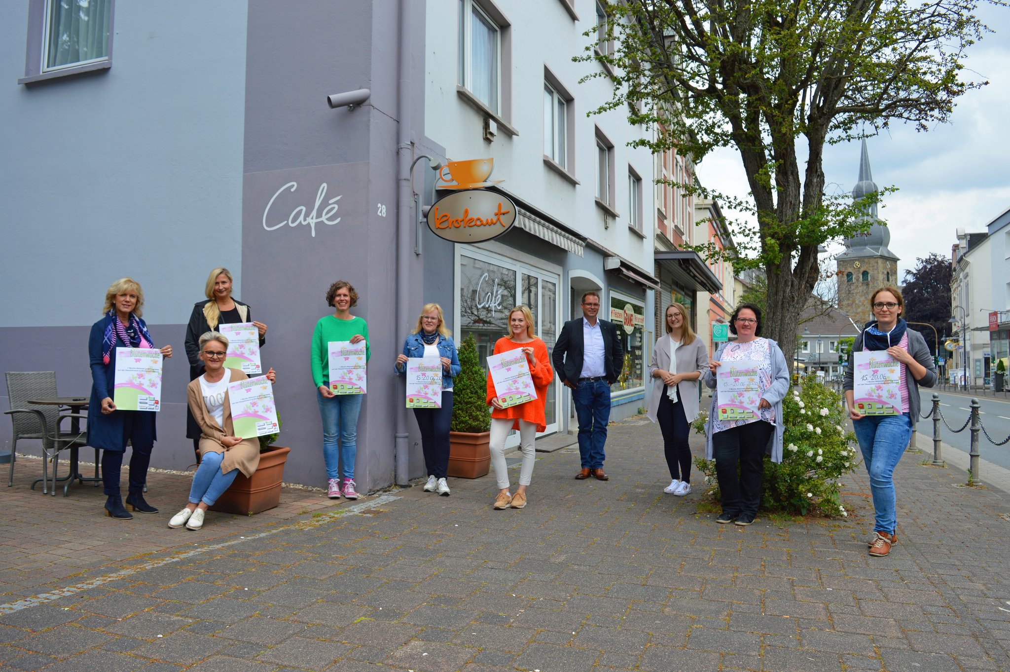 Hauptstraße in Niedersprockhövel blüht auf: Blütenwoche in Sprockhövel ...