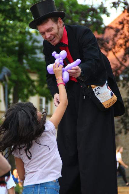 Die Ballontiere waren heiß begehrt. | Foto: K. Rath-Afting