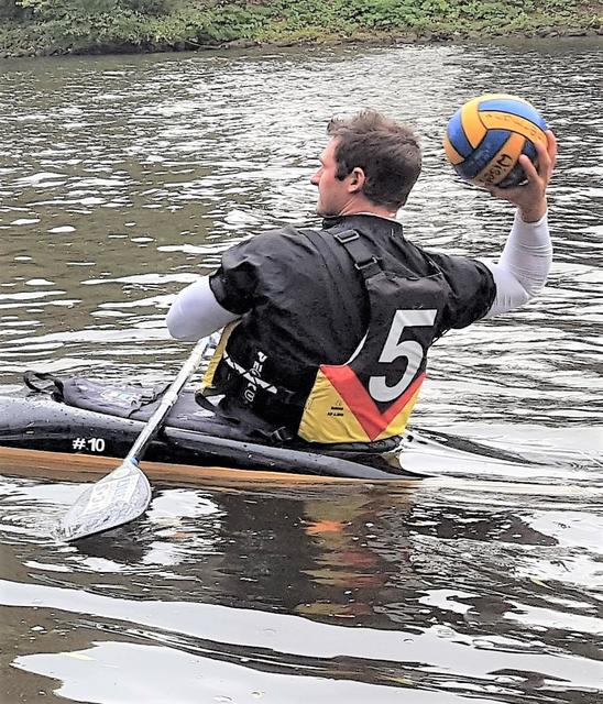Wanderfalke-Nationalspieler Jonas Gauselmann darf sein Boot bald in einem Neubau unterstellen.
Foto: Henschke