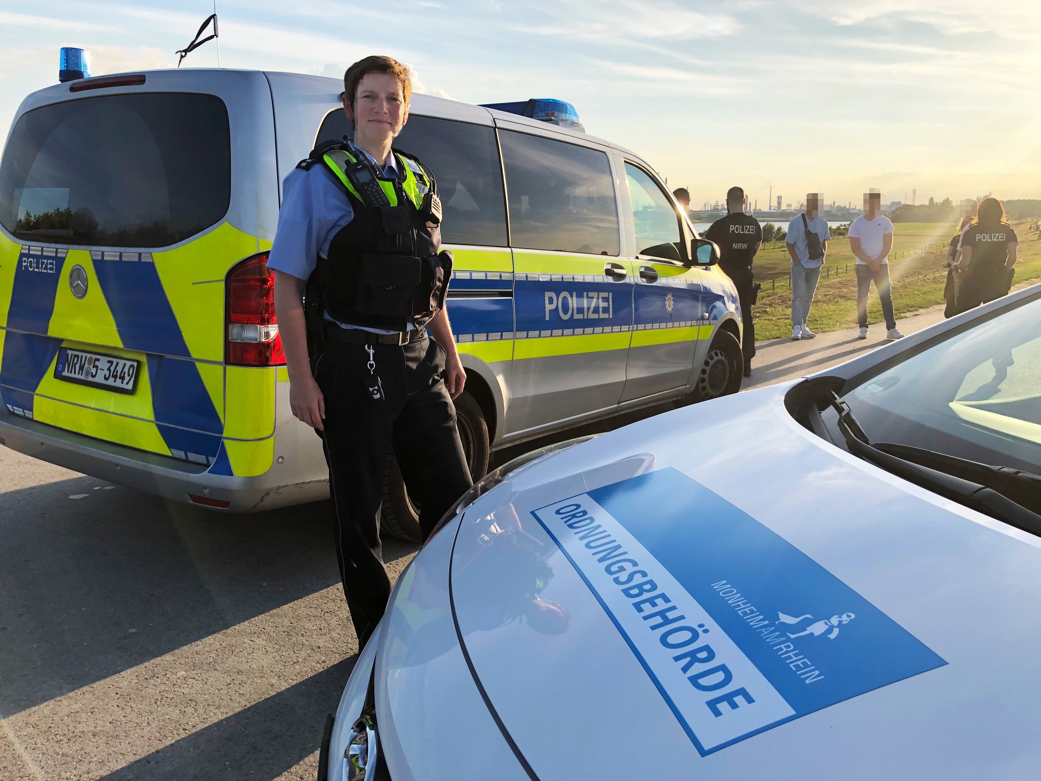 Monheimer Polizei Und Ordnungsamt Unterwegs Gemeinsame Pr senz