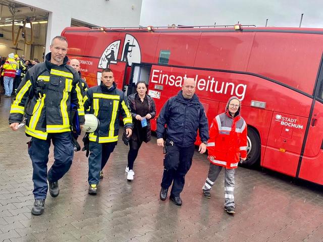 Aktuelle Informationen zum Einsatzablauf gibt es auch in den Sozialen Medien auf den Seiten der Feuerwehr Bochum. | Foto: Feuerwehr Bochum