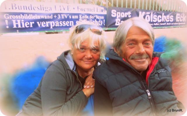 Bochum ist schön.
Foto Selbstauslöser. 
Bildverarbeitung:
Bruni Rentzing. 