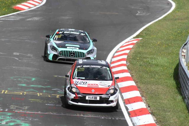 Michael Bohrer vom AMC Duisburg e. V. im AVIA Clio