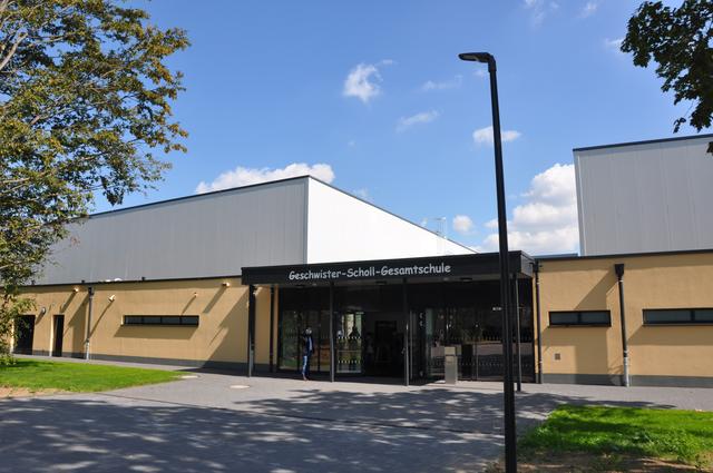 Nach Erteilung der Baugenehmigung im Juli 2019 begannen die Bauarbeiten im August 2019.  | Foto: Stadtanzeiger Dortmund, Käfer