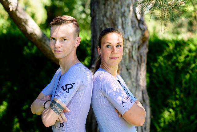 Janik Brosman und Sabine Lischka haben sich zusammengetan und veranstalten den Triathlon zu Hause.