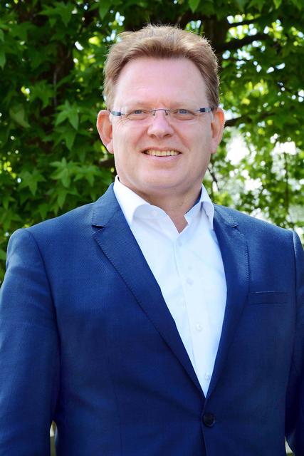 Der CDU-Kandidat fürs Oberbürgermeisteramt Dr. Andreas Hollstein meint: "Offenes Miteinander ist Dortmunds Stärke" | Foto: Schmitz