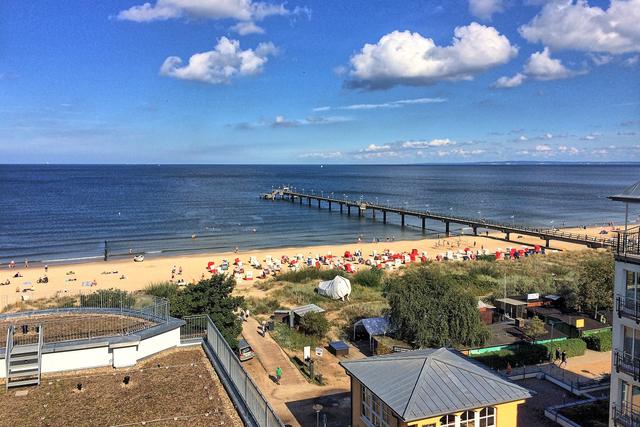 Ein traumhafter Blick vom Hotel: die Seebrücke von Bansin