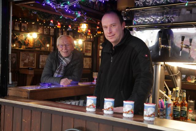 Stefan Grotensohn (r.), hier mit einem Gast, kommt dieses Jahr wohl nicht nach Lünen.