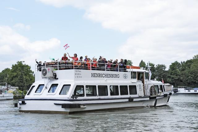 Das Fahrgastschiff "Henrichenburg" startet ab 12.30 Uhr stündlich zu Kanalrundfahrten.Foto: LWL/Hudemann