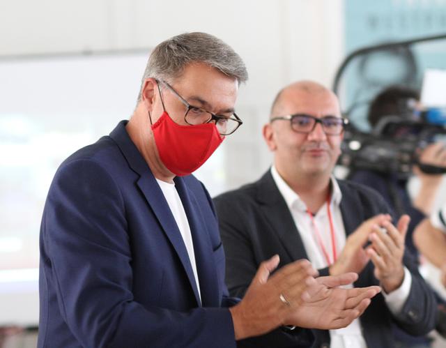 SPD OB-Kandidat Thomas Westphal nach Verkünden der ersten Ergebnisse.