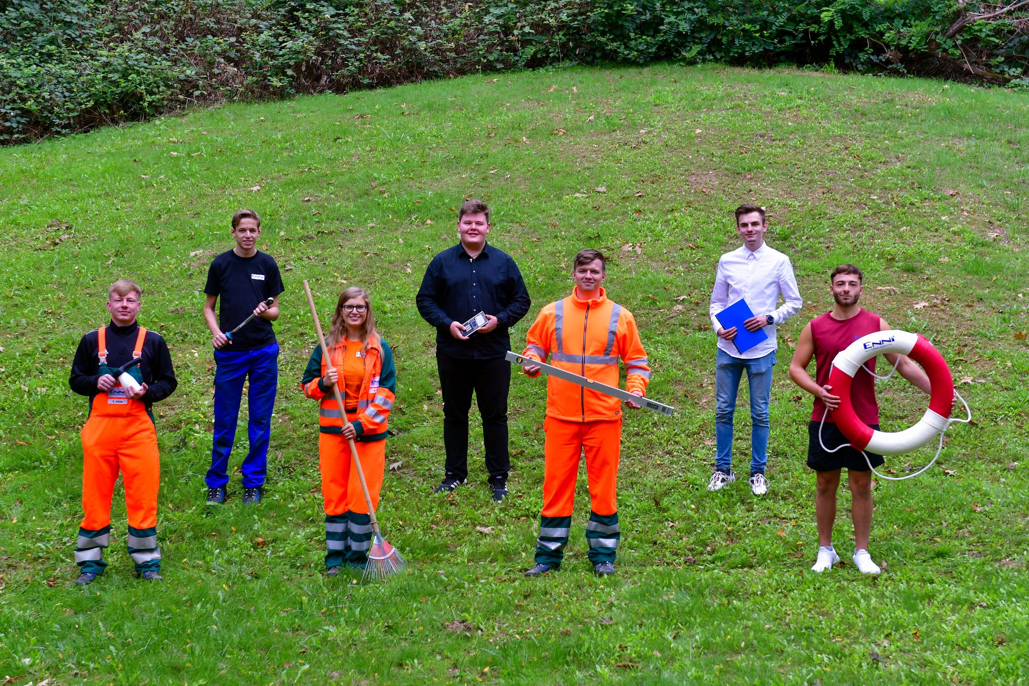 ENNI stellt auch beim Personal Weichen für die Zukunft Sieben Azubis