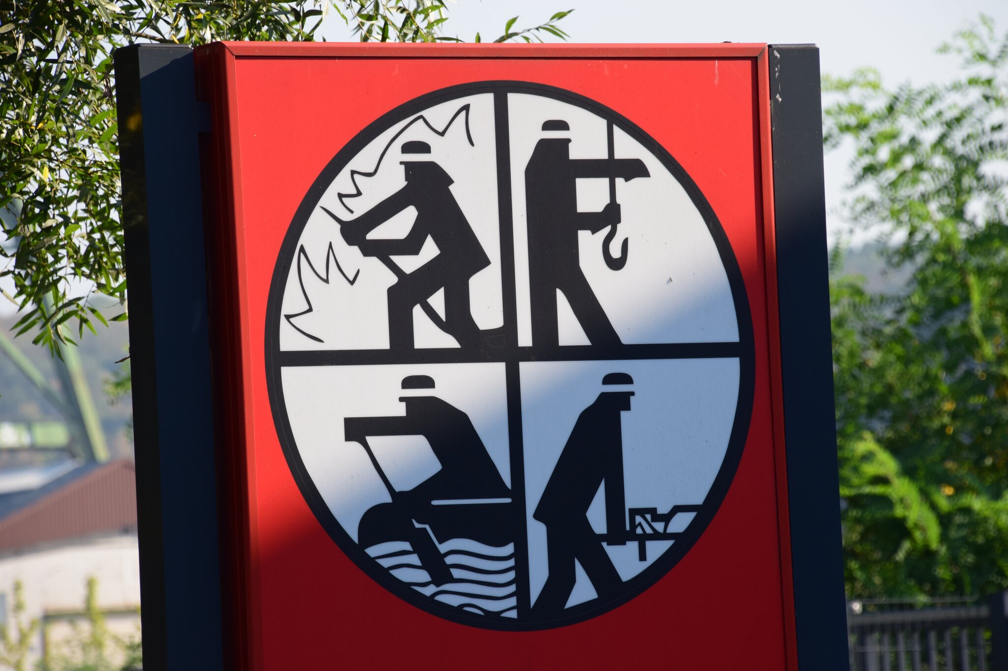 Feuerwehreinsatz: Unfall mit einem Pferd - Hünxe
