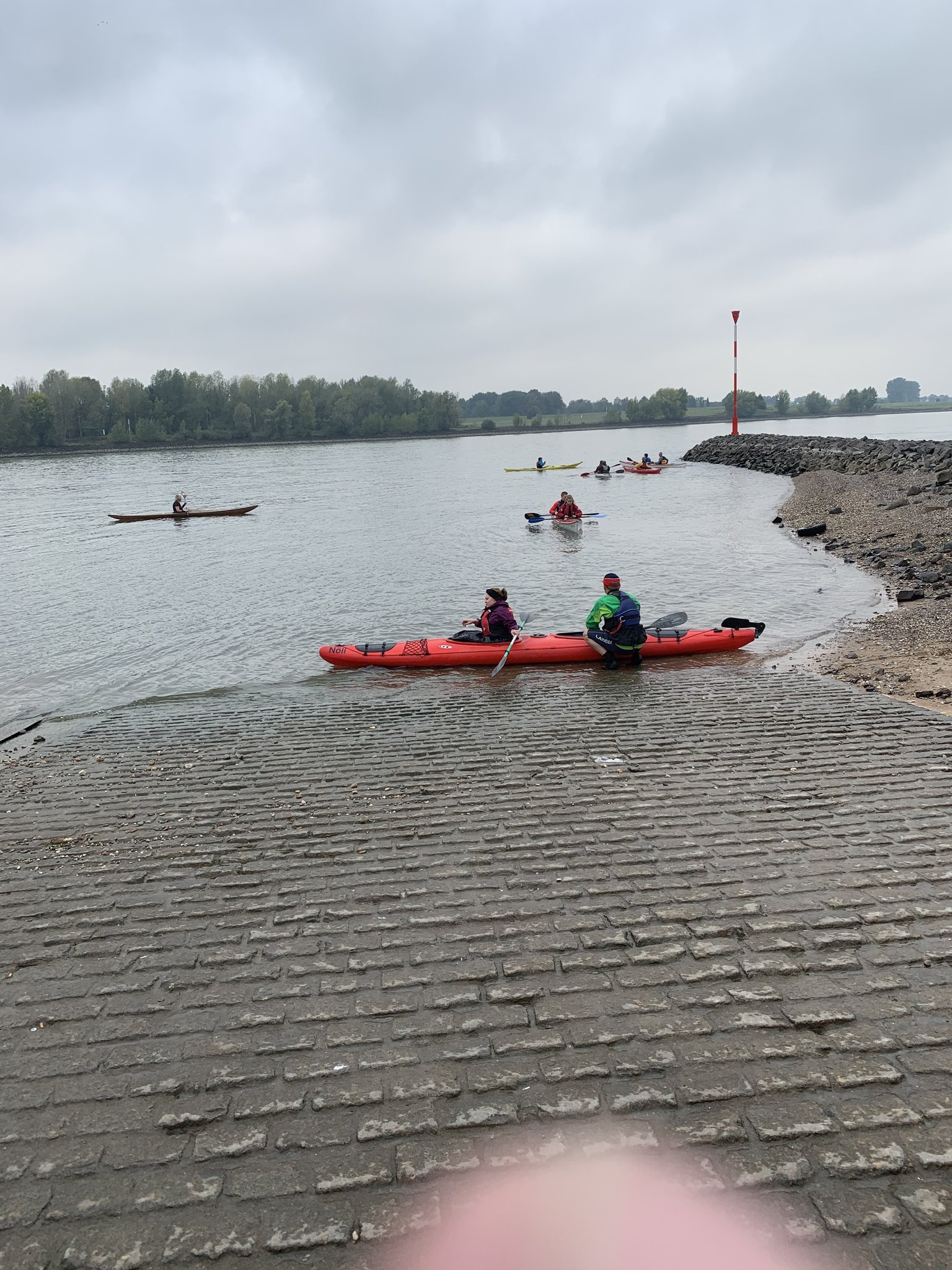 Starke Leistung Johannes van Acken holt den Vereinspokal des Reeser Kanu Club's Rees Starke Leistung Johannes van Acken holt den Vereinspokal des Reeser Kanu Club's Rees