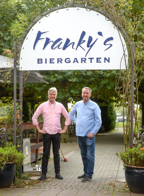 Der Biergarten auf der Schleuseninsel war ein beliebter Treffpunkt.