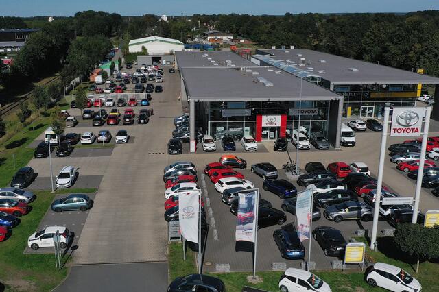Das Autohaus Swebenring wurde vor 25 Jahren in Wulfen gegründet. Heute ist das Unternehmen im Autohaus Borgmann an der Hervester Straße zu finden. | Foto: Bludau