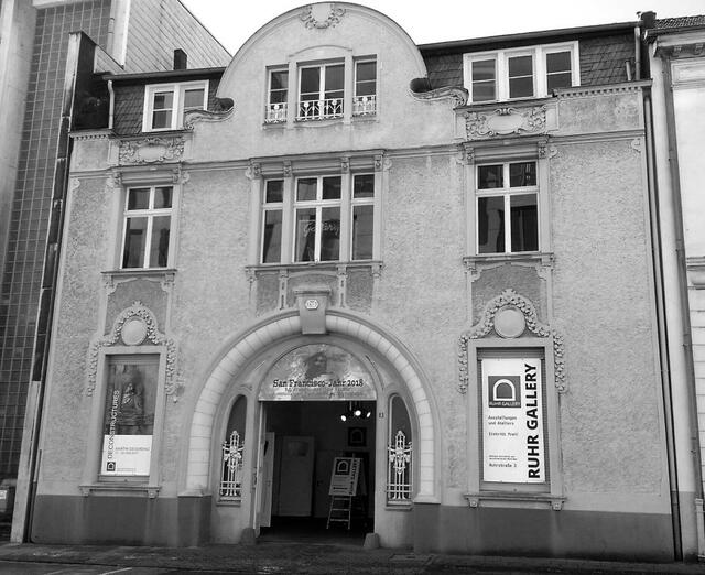 Kulturort in der Kunststadt Mülheim an der Ruhr:
Villa Schmitz-Scholl mit Museum, Kunstgalerie und Ateliers