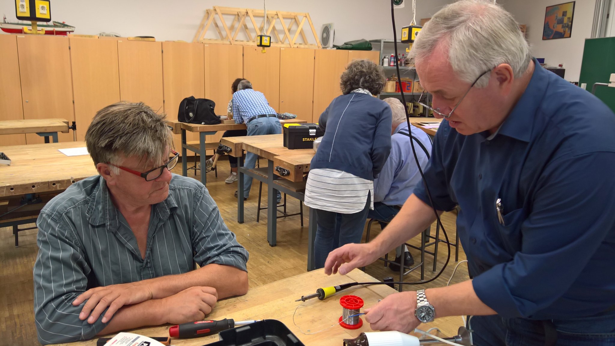 Dortmunder Nachbarschaftsinitiative Ka!sern bietet Hilfe in der Ricarda ...