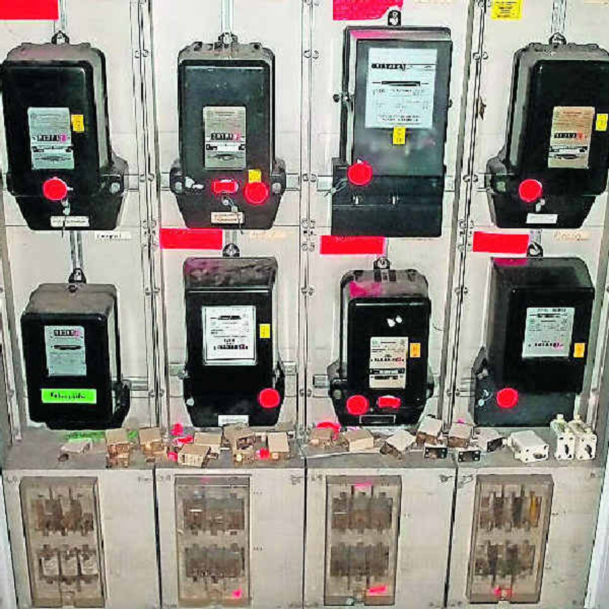 Deutschland: Versorger klemmten 289.000 Haushalten den Strom ab...
