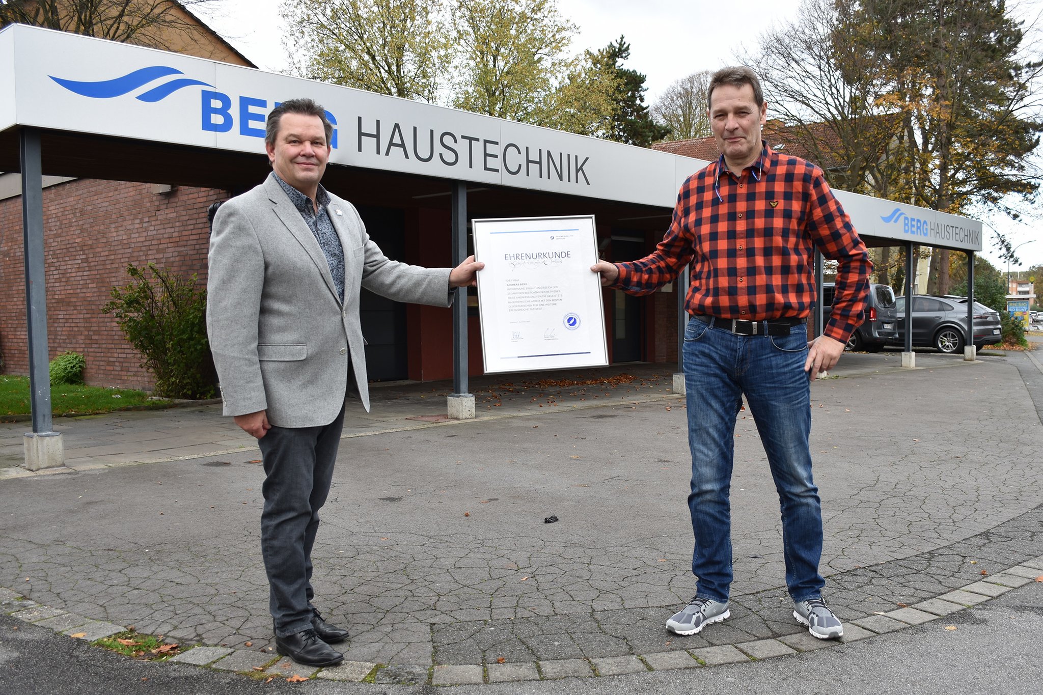 innung-f-r-sanit-r-heizungs-und-klimatechnik-gratuliert-in-brackel