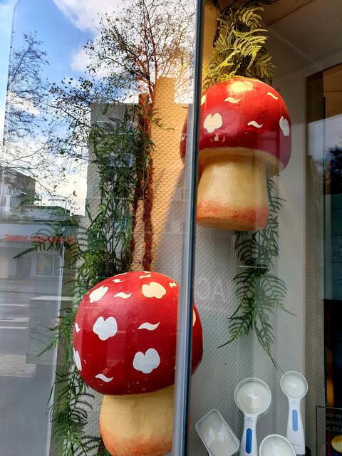 Es gibt 3 Gewinner.
Oder mehr ?