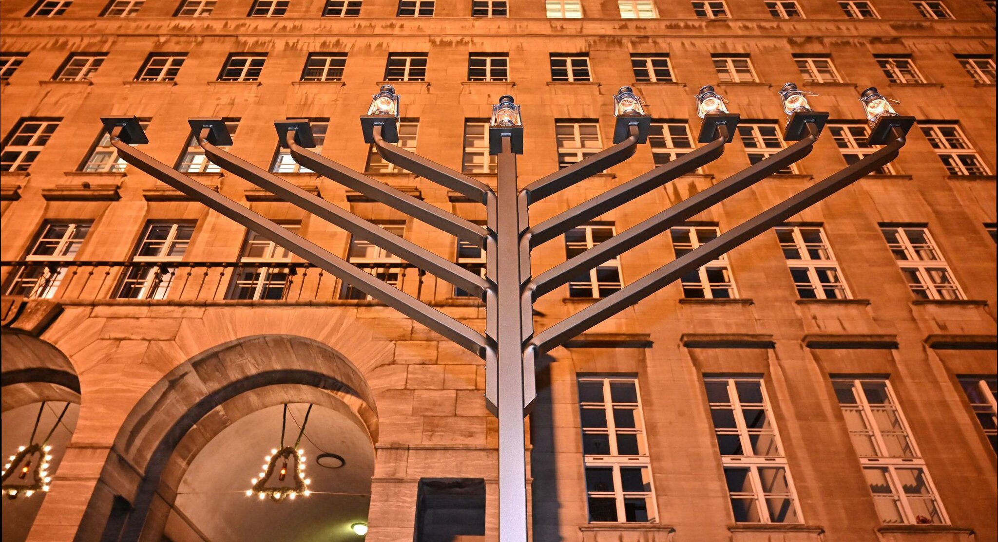 Chanukka, das jüdische Lichterfest: Öffentliche Chanukka-Feier auf dem