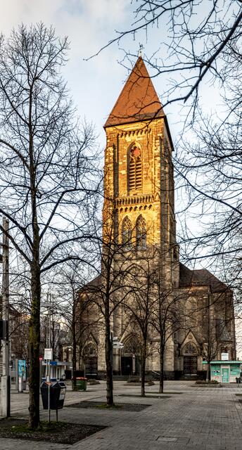 Herz-Jesu-Kirche aus Blickrichtung Altmarkt
