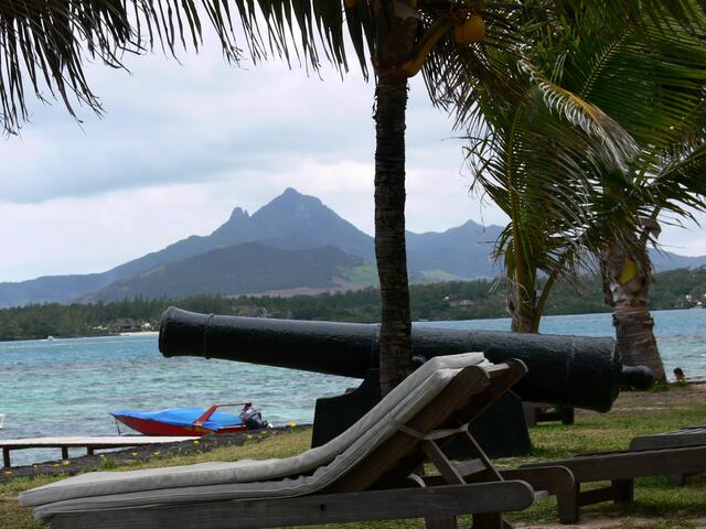 Am Hotelstrand
