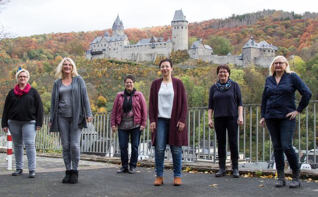 Die Pflegeberatung des Märkischen Kreises stellt sich vor: v.l. Simone Kuhl, Sabine Meth, Sigrid Weseloh, Angela Lindenberg, Anne Röllmann und Lucia Genau. Foto: Mathis Schneider/Märkischer Kreis