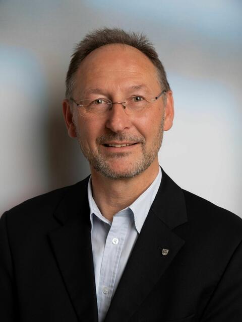 Waldemar Madeia äußert sich zur aktuellen Lage um das Impfzentrum in Erkrath.
Foto: Reckeweg