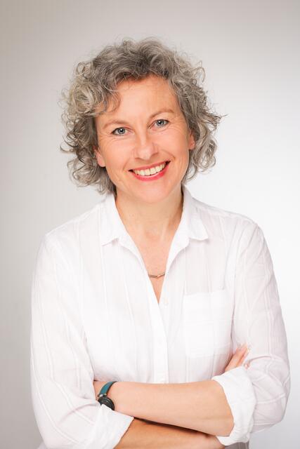 Die Bochumer Autorin Anja Liedtke legt mit "Ein Ich zu viel" einen ungewöhnlichen Roman vor.