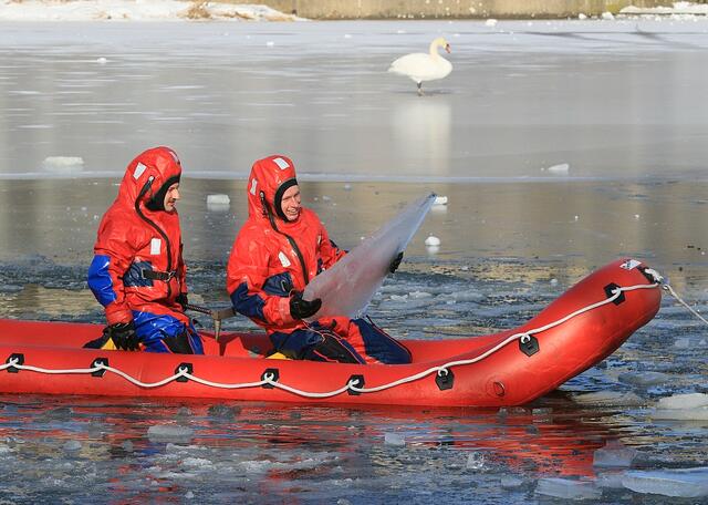 Auch wenn es anstrengend ist, die beiden haben Spaß.  | Foto: Britta Müller