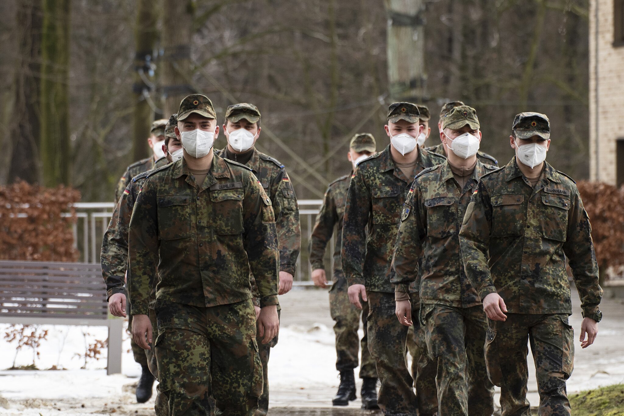 Hilfe für das Gesundheitsamt Soldaten werden in der Akademie Klausenhof untergebracht Hamminkeln
