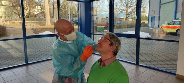 Das Corona-Schnelltesten funktioniert in Düsseldorf ungenügend - Düsseldorf