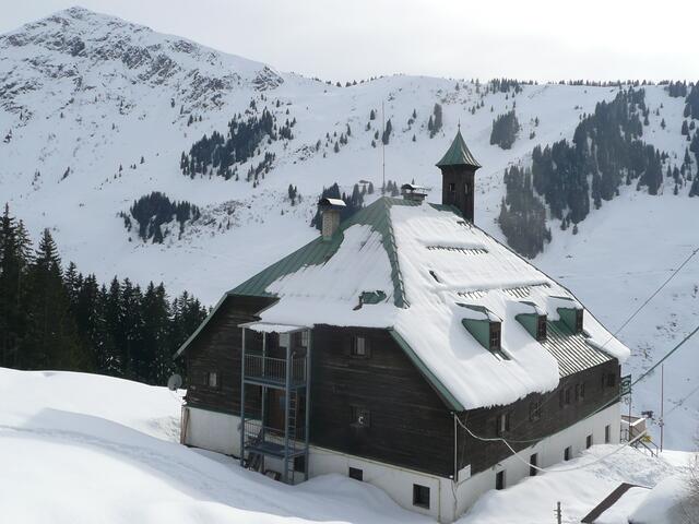 Die Hütte im Winter