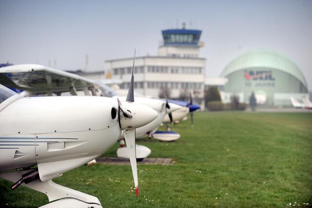 Nun sollen zwei Varianten zur Entwicklung des Flughafengeländes geprüft werden.
Foto: PR-Foto Köhring