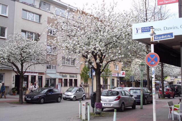 Rüttenscheiderstrasse...Giradet...