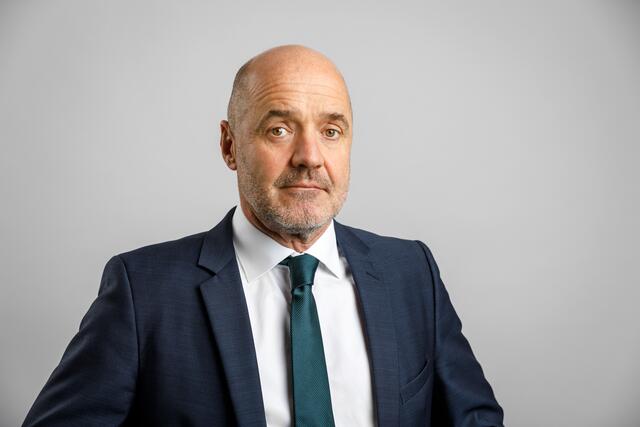 Dr. Stefan Dietzfelbinger.