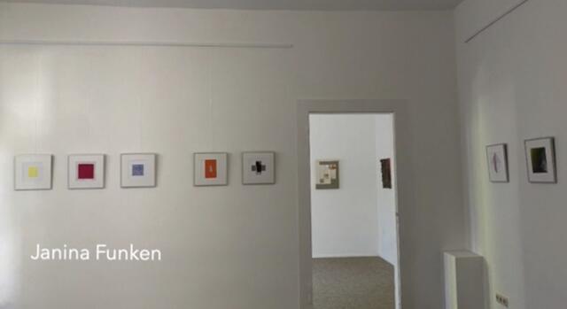 Filigrane Arbeiten in der Schau "BEUYS and GIRLS" in der RUHR GALLERY