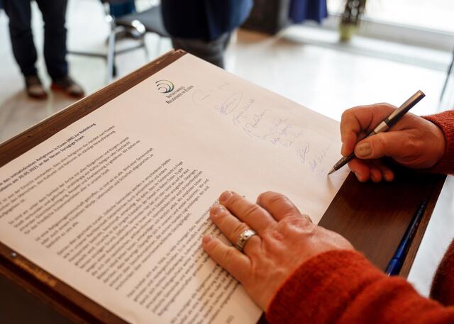 Die Erklärung richtet sich gegen jede Form des Antisemitismus. | Foto: Kirchenkreis Essen/Till Schwachenwalde